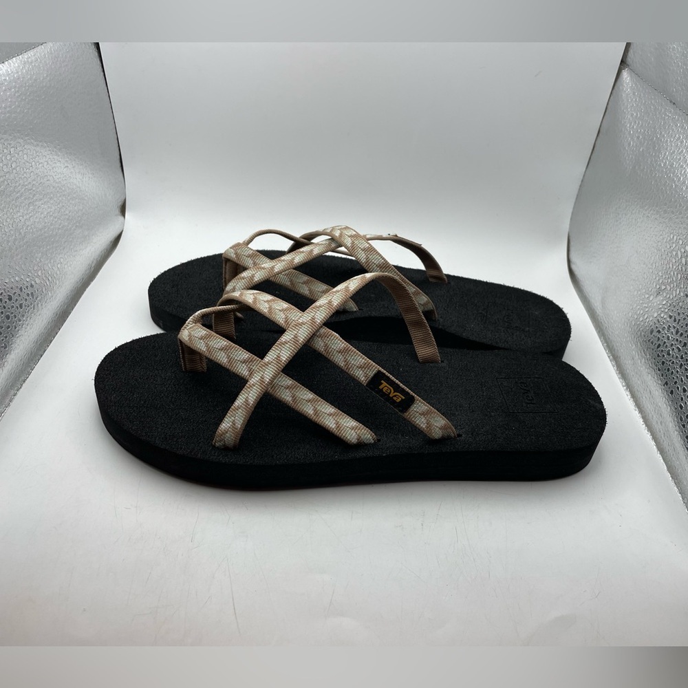 Teva Black Sandal With Beige Patterned Straps